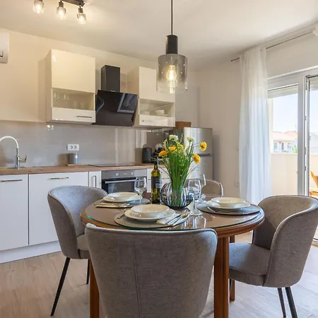 Klanac No 2 Apartment
