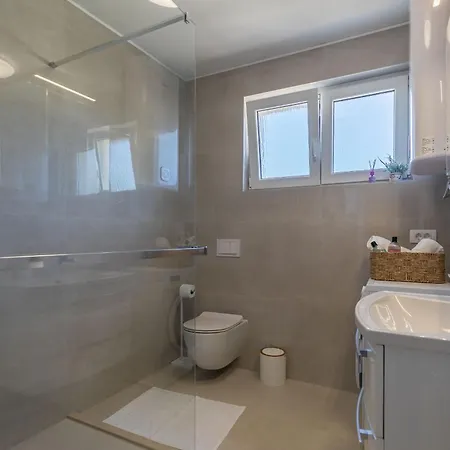 Apartamento Klanac No 2 *
